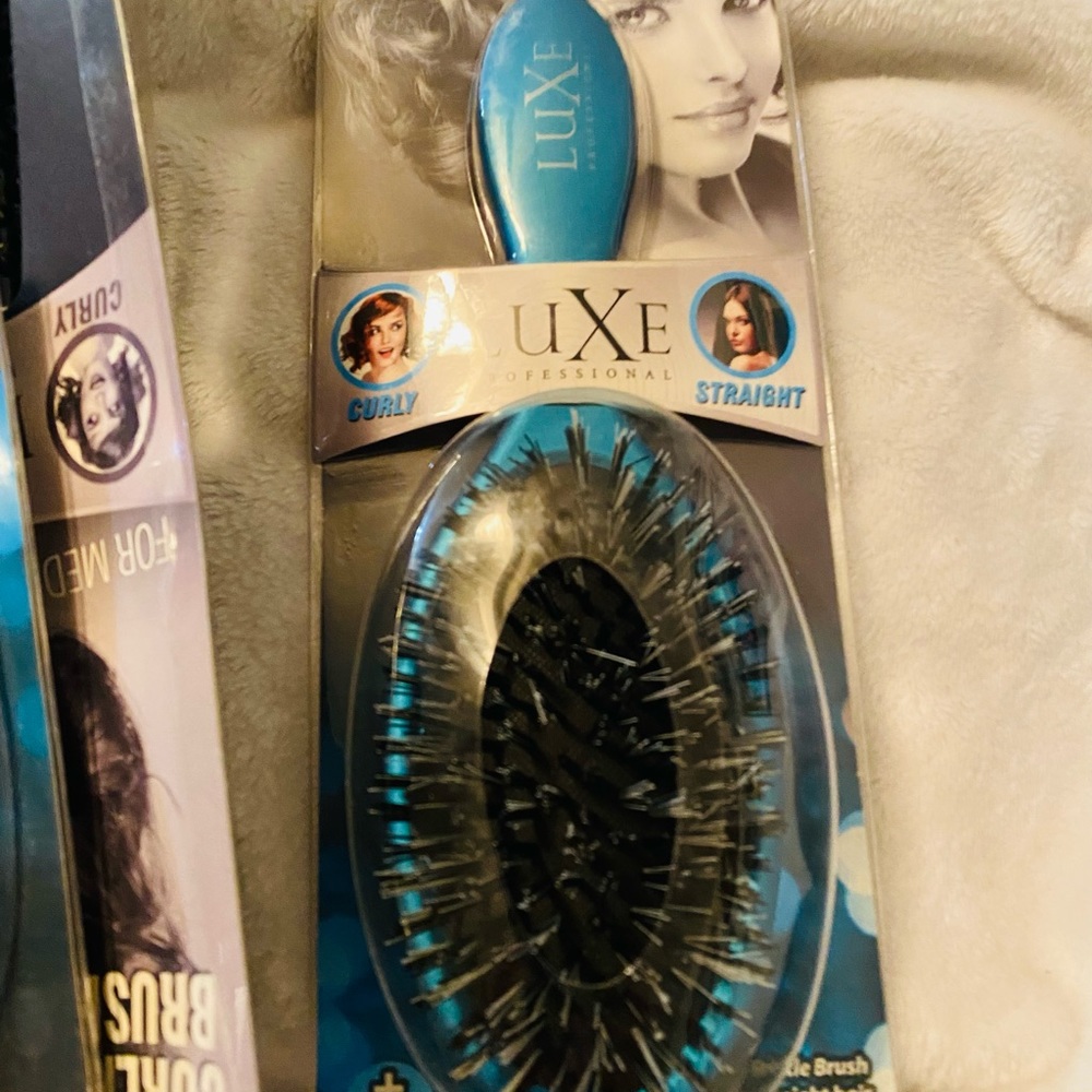 Luxe Bristle Brush set 2 curling brushes 2 straight bushes - Picture 2 of 4